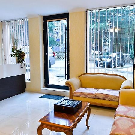 Pomegranate Hotel Кутаиси Екстериор снимка