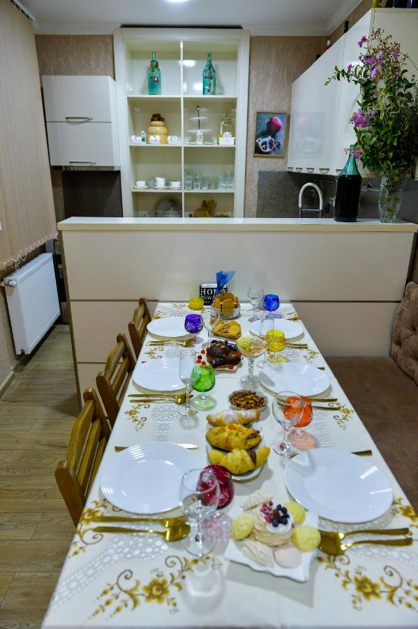 Pomegranate Hotel Кутаиси Екстериор снимка