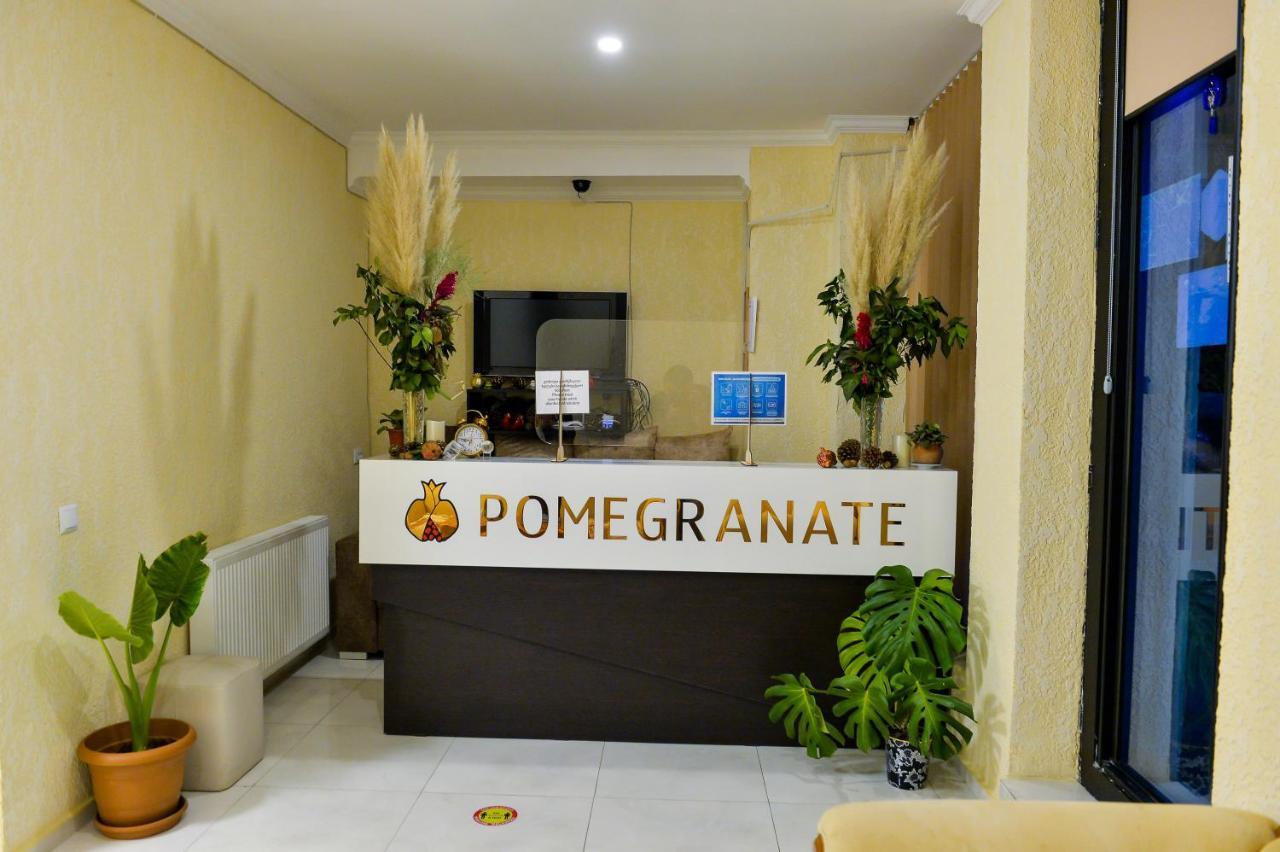 Pomegranate Hotel Кутаиси Екстериор снимка